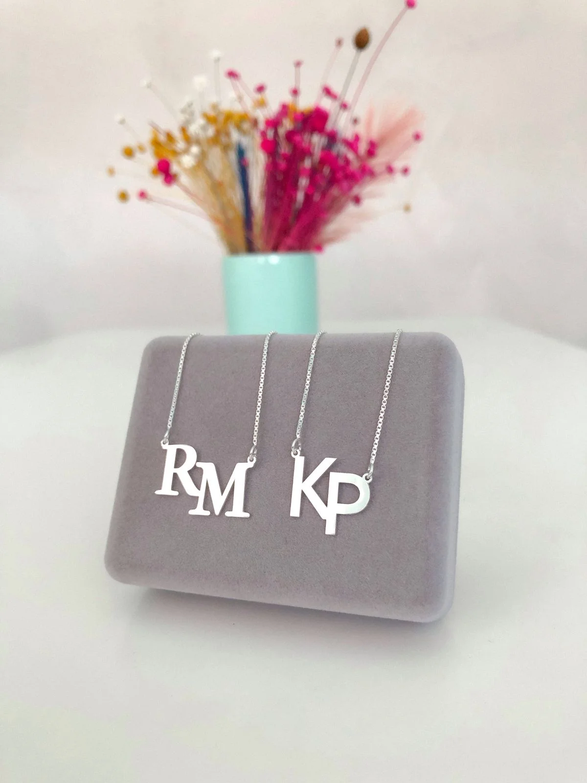 Colar Personalizado Duas Letras - USEUP!
